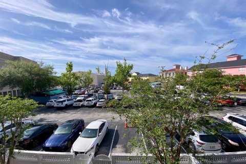 Condo in Kissimmee, Florida, 2 bedrooms  № 1446405 - photo 5