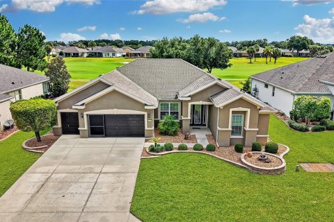 House in Ocala, Florida 3 bedrooms, 224.17 sq.m. № 2198336