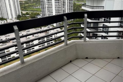 Condominio en venta en Aventura, Florida, 2 dormitorios, 101.36 m2 № 1986179 - foto 3