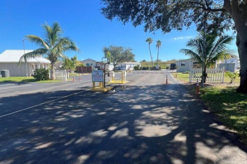 Propiedad comercial en venta en Okeechobee, Florida № 2171947 - foto 6