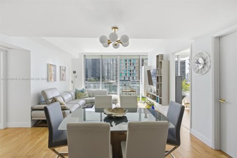 Copropriété à vendre à Miami, Floride: 2 chambres, 104.14 m2 № 1974104 - photo 10