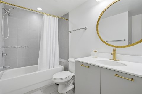 Copropriété à vendre à Miami, Floride: 2 chambres, 104.14 m2 № 1974104 - photo 26
