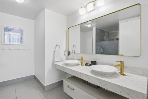 Copropriété à vendre à Miami, Floride: 2 chambres, 104.14 m2 № 1974104 - photo 20