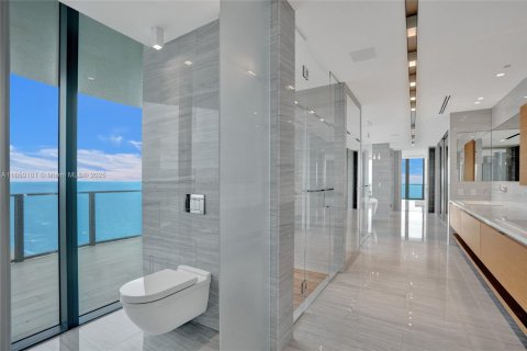 Copropriété à vendre à Sunny Isles Beach, Floride: 3 chambres, 463.77 m2 № 1865113 - photo 20