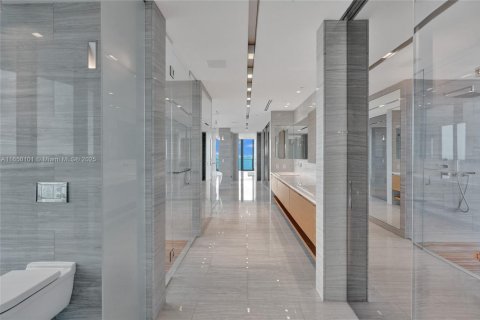 Copropriété à vendre à Sunny Isles Beach, Floride: 3 chambres, 463.77 m2 № 1865113 - photo 22
