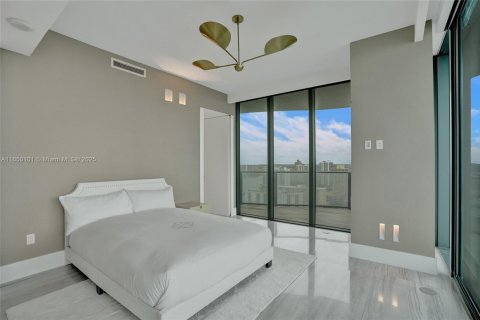 Copropriété à vendre à Sunny Isles Beach, Floride: 3 chambres, 463.77 m2 № 1865113 - photo 28