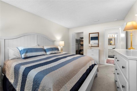 Condo in Gulfport, Florida, 1 bedroom  № 1771374 - photo 15
