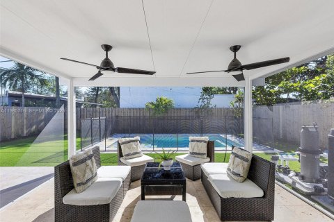 Снять в аренду виллу или дом в Майами, Флорида 4 спальни, 127.37м2, № 2050592 - фото 4