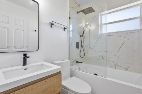 Снять в аренду виллу или дом в Майами, Флорида 4 спальни, 127.37м2, № 2050592 - фото 23