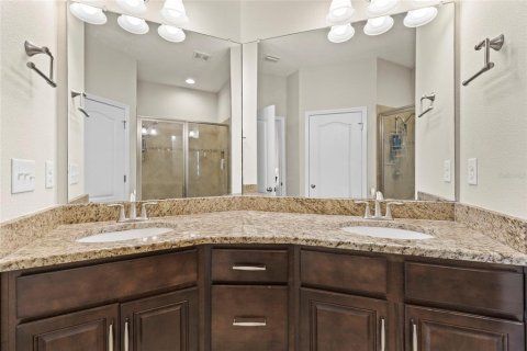 Townhouse in Largo, Florida 3 bedrooms, 192.31 sq.m. № 1572164 - photo 16