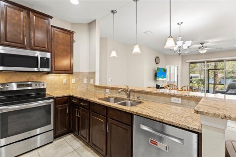 Townhouse in Largo, Florida 3 bedrooms, 192.31 sq.m. № 1572164 - photo 5