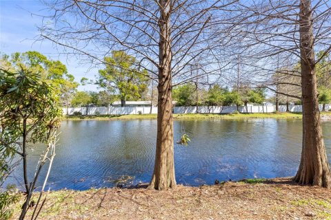 Townhouse in Largo, Florida 3 bedrooms, 192.31 sq.m. № 1572164 - photo 25