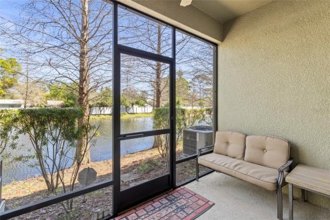 Townhouse in Largo, Florida 3 bedrooms, 192.31 sq.m. № 1572164 - photo 23