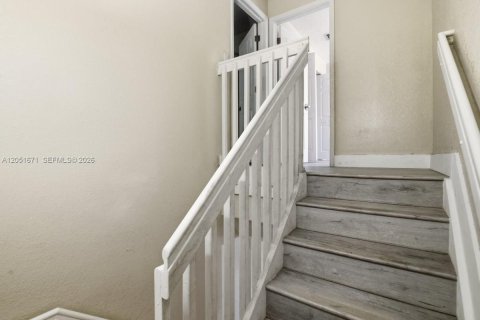 Condo in Miami, Florida, 3 bedrooms № 2186392 - photo 14