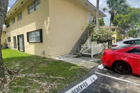 Copropriété à louer à Miami, Floride: 2 chambres, 76.64 m2 № 1776374 - photo 6