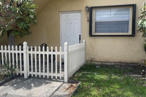 Copropriété à louer à Miami, Floride: 2 chambres, 76.64 m2 № 1776374 - photo 3
