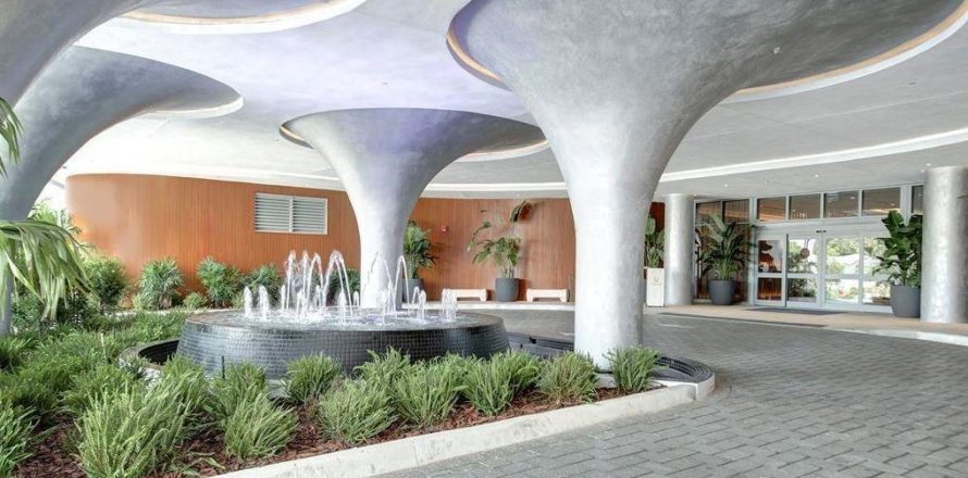 Condo in Pompano Beach, Florida, 3 bedrooms № 1222426