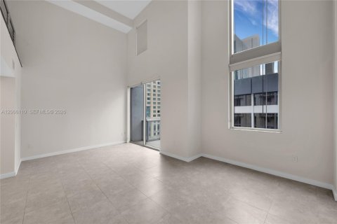 Condo in Miami, Florida, 1 bedroom  № 2339853 - photo 8