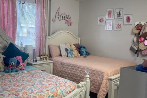 Condo in Tampa, Florida, 1 bedroom  № 1769177 - photo 11