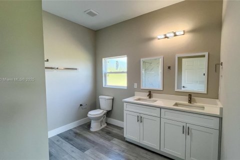 House in Sebring, Florida 3 bedrooms № 1953008 - photo 16