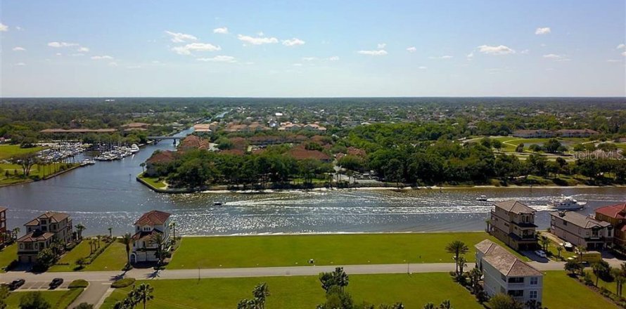 Land in Palm Coast, Florida № 1125185