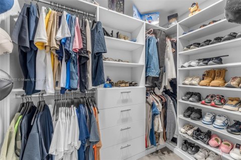 Купить виллу или дом в Майами, Флорида 3 спальни, 211.35м2, № 1975142 - фото 24