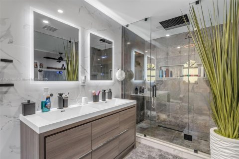 Купить виллу или дом в Майами, Флорида 3 спальни, 211.35м2, № 1975142 - фото 22