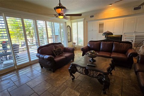 Adosado en venta en Palm Harbor, Florida, 4 dormitorios, 412.76 m2 № 1771033 - foto 23