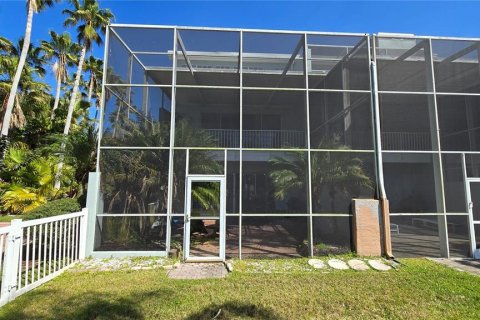 Adosado en venta en Palm Harbor, Florida, 4 dormitorios, 412.76 m2 № 1771033 - foto 13