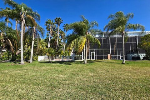 Adosado en venta en Palm Harbor, Florida, 4 dormitorios, 412.76 m2 № 1771033 - foto 11