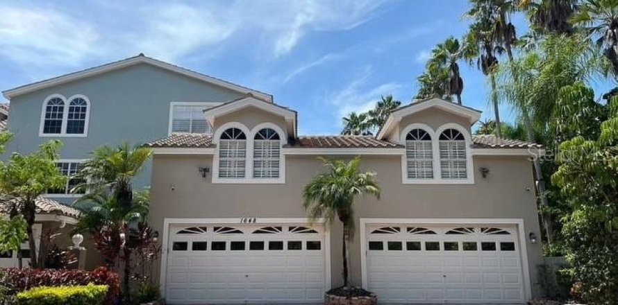 Townhouse in Palm Harbor, Florida 4 bedrooms, 412.76 sq.m. № 1771033