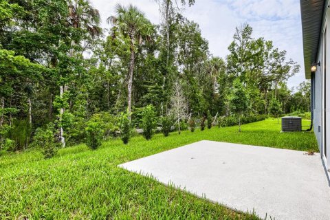 House in Brooksville, Florida 4 bedrooms, 149.29 sq.m. № 2207129 - photo 28