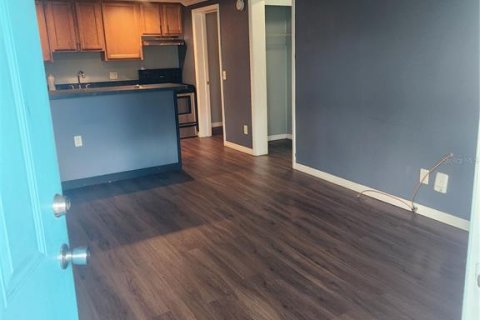 Appartement à louer à Tampa, Floride: 1 chambre, 52.4 m2 № 2113779 - photo 2