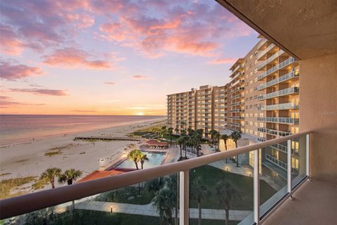 Condo in Clearwater, Florida, 3 rooms  № 2348006