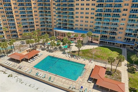 Condominio en venta en Clearwater, Florida, 3 habitaciones, 43.01 m2 № 2348006 - foto 20