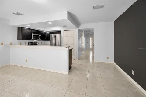 Townhouse in Dunedin, Florida 2 bedrooms, 117.06 sq.m. № 1644653 - photo 26
