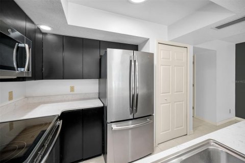 Townhouse in Dunedin, Florida 2 bedrooms, 117.06 sq.m. № 1644653 - photo 25