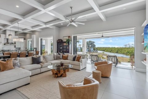 Villa ou maison à vendre à Naples, Floride: 4 chambres, 398.09 m2 № 1941315 - photo 9