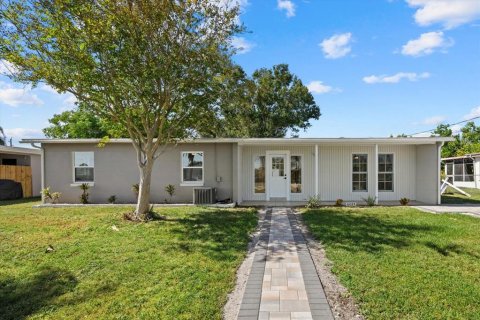 House in North Port, Florida 3 bedrooms, 108.14 sq.m. № 2197898