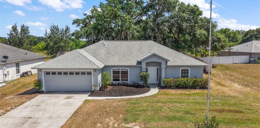 Casa en Groveland, Florida 3 dormitorios, 165.18 m2 № 1662841