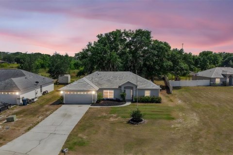 Casa en venta en Groveland, Florida, 3 dormitorios, 165.18 m2 № 1662841 - foto 2