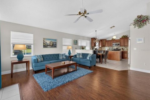 Villa ou maison à vendre à Davenport, Floride: 4 chambres, 178.47 m2 № 2304694 - photo 2