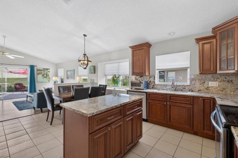 Villa ou maison à vendre à Davenport, Floride: 4 chambres, 178.47 m2 № 2304694 - photo 9