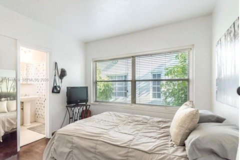 Снять в аренду кондоминиум в Майами-Бич, Флорида 1 спальня, 39.76м2, № 1998843 - фото 6