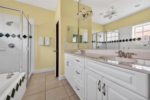 House in Palm Coast, Florida 3 bedrooms, 177.07 sq.m. № 2209541 - photo 18