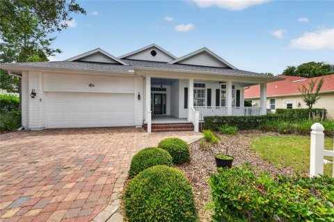 House in Palm Coast, Florida 3 bedrooms, 177.07 sq.m. № 2209541