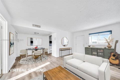 Condo à Miami Beach, Floride, 1 chambre  № 2085919
