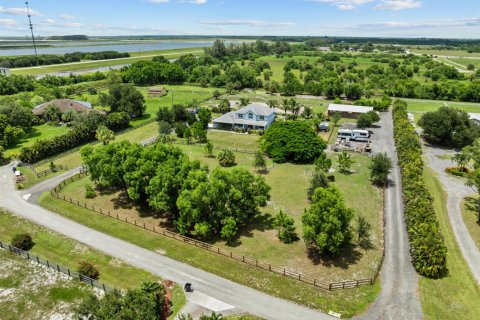 Villa ou maison à vendre à Loxahatchee Groves, Floride: 4 chambres, 271.65 m2 № 2250041 - photo 7