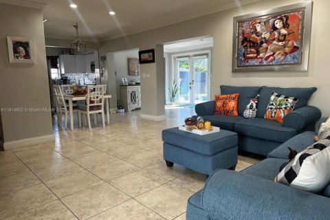 Купить виллу или дом в Хайалиа, Флорида 3 спальни, 149.2м2, № 1970146 - фото 4