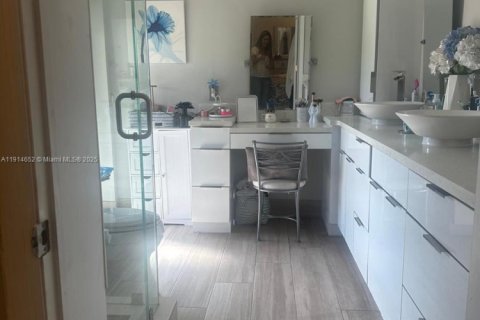 Купить виллу или дом в Хайалиа, Флорида 3 спальни, 149.2м2, № 1970146 - фото 15